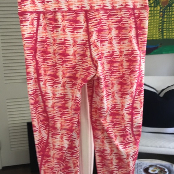 vineyard vines leggings!! - Picture 2 of 4